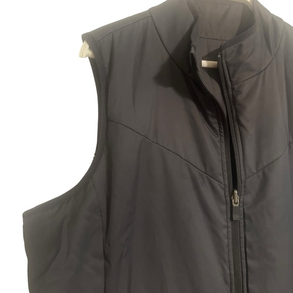 Nike Black Vest Reversible Faux Fur XL - Picture 4 of 13